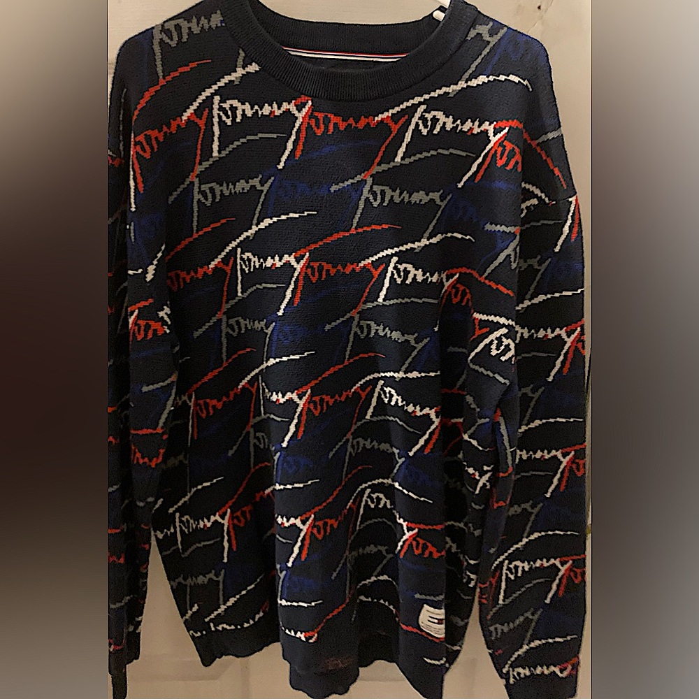 Vintage From The 90’s Men's Tommy Hilfger Sweater Only Tried On Once Size Large